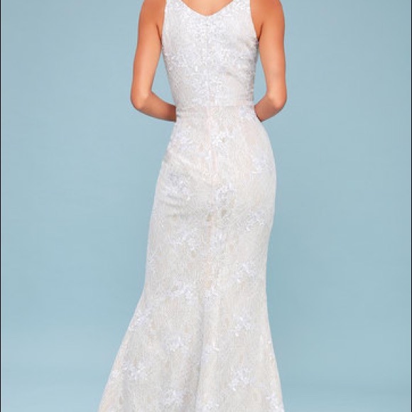 DRESS THE  POPULATION IRIS WHITE LACE & NUDE GOWN - Picture 5 of 7